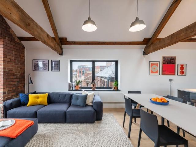 3 bedroom flat to rent on Thomas Street, Sheffield