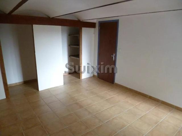 house for rent in Théziers