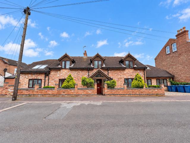 house for rent in The Coach House, Melton Grove, West Bridgford, Nottingham