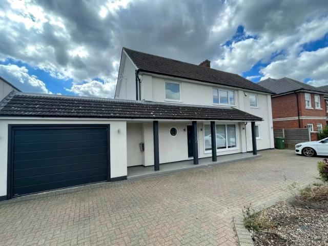 house for rent in The Ridgeway, Radlett, Hertfordshire, WD7