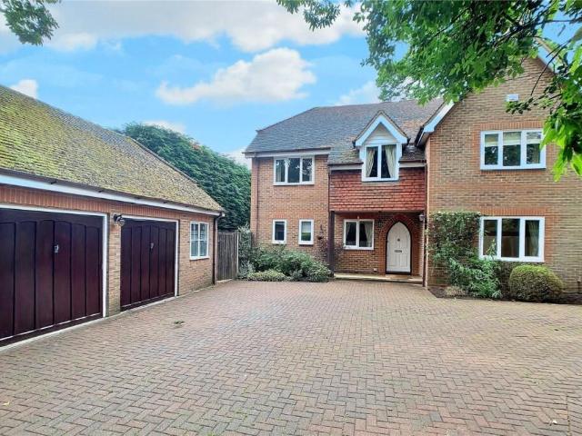 house for rent in The Riding, GU21 5TA