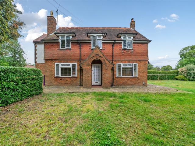 house for rent in Three Chimneys, Mangrove Road, Cockernhoe, Hertfordshire, LU2 8QD