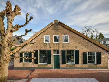 Olland, Meierijstad, Noord-Brabant - IUitgeruste keuken