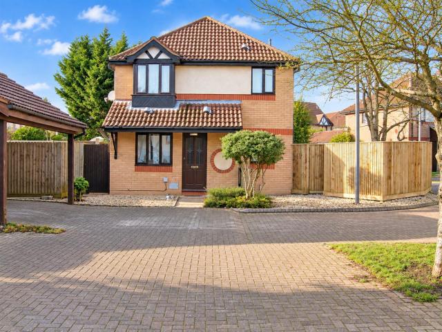 house for rent in Trentishoe Crescent, Furzton, Milton Keynes, MK4