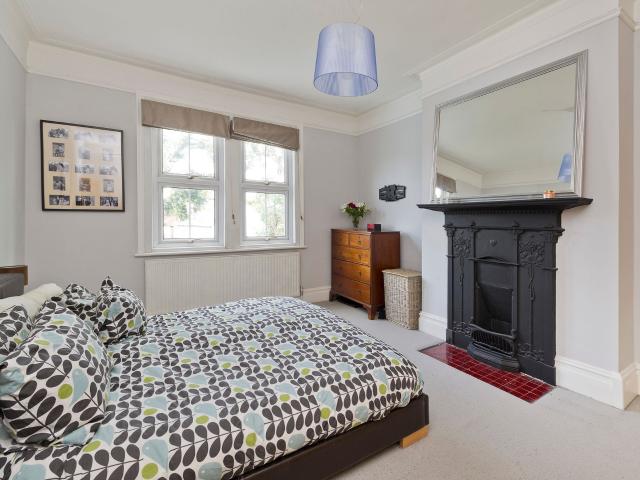 house for rent in Upper Richmond Road West, East Sheen, London