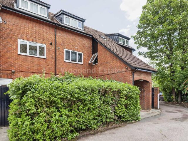 house for rent in Uxbridge