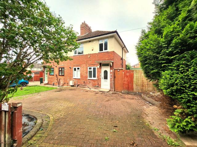 house for rent in Victoria Road, Cradley Heath, B64 5NG
