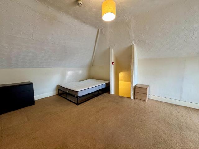 house for rent in Wells Road, Bristol, BS4 2QG