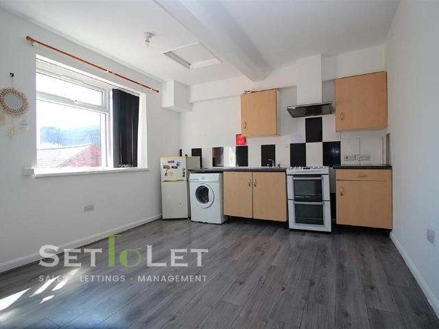 house for rent in Wharf Street South, LE1 2AA