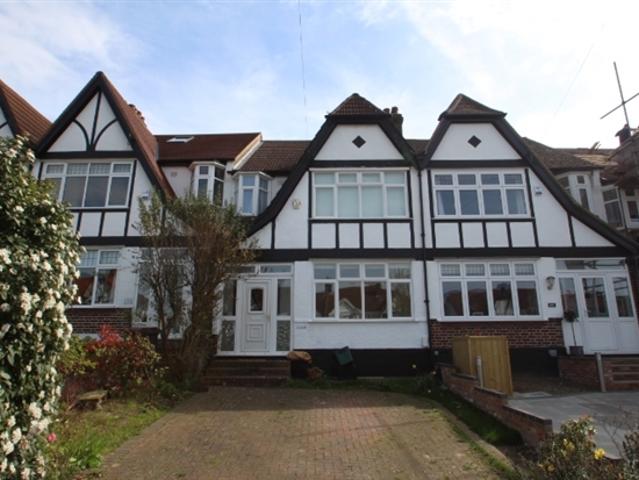 house for rent in Wickham Chase, West Wickham, Kent, BR4 0BP