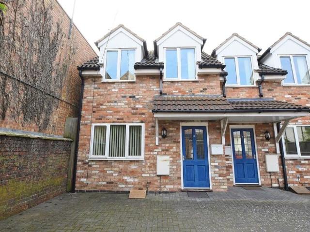 house for rent in William Street, CV21 3HA