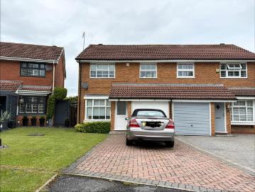 house for rent in Woodbury Grove, B91 3XA