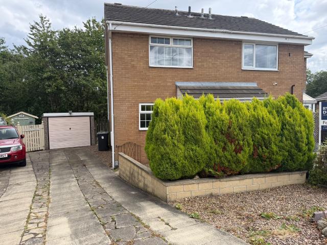 house for rent in Woodlands Close, Huddersfield, Huddersfield