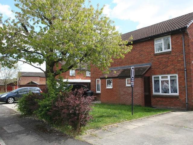 house for rent in Wolsingham Way Thatcham