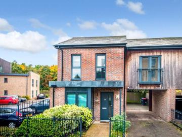 house for rent in Ada Walk, MK10 9RX