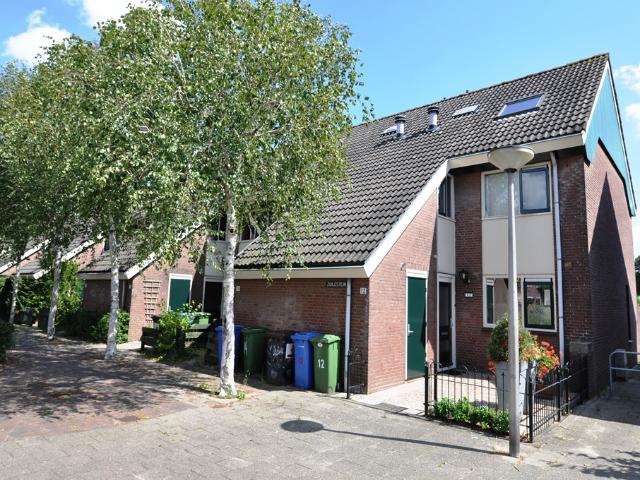 House for rent in Alphen aan den Rijn