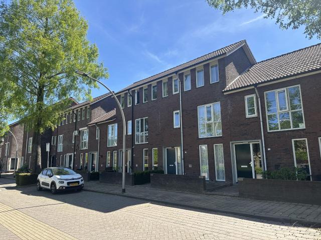 house for rent in Amandelgaarde 49 3344RA Hendrik Ido Ambacht Volgerlanden West Hendrik Ido Ambacht