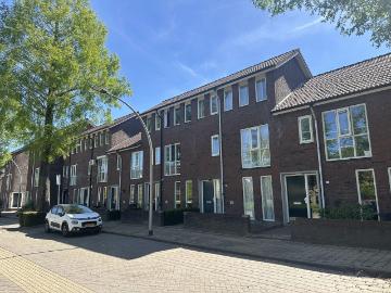 Olland, Meierijstad, Noord-Brabant - IUitgeruste keuken