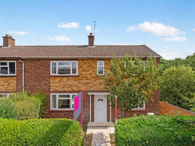 house for rent in Ascot Berkshire SL5 7QU Hilltop Close