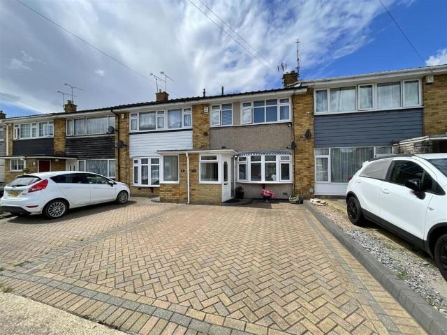 house for rent in Ashdown Close, SS17 7RU