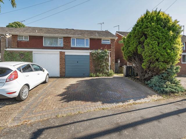 house for rent in Ashford