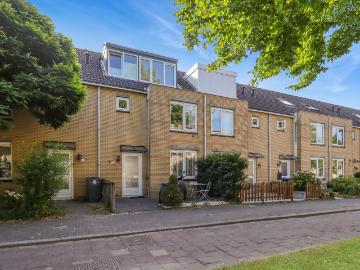 Westwijk, Amstelveen, Noord-Holland - IUitgeruste keuken