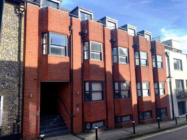 house for rent in aquitane house, winchester