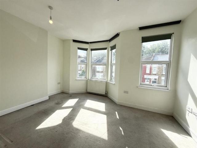 house for rent in Arnold Road, N15 4JQ