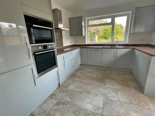 house for rent in Avon Drive Wareham BH20 4EL