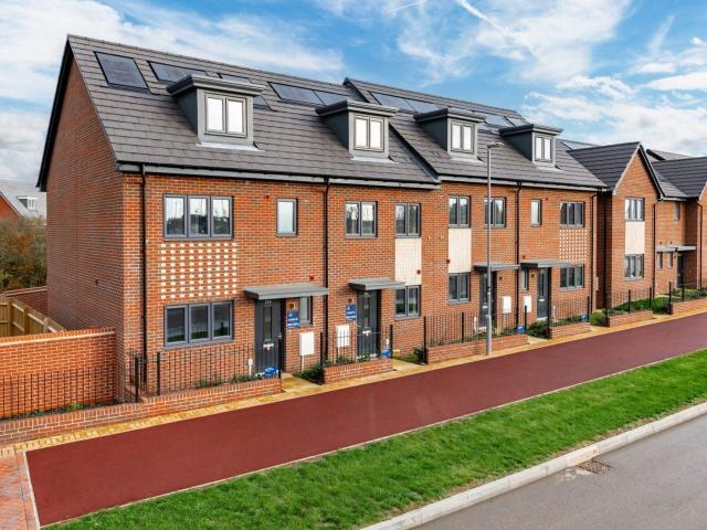 house for rent in Barrosa Way, Whitehouse, MK8