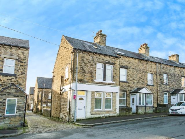 house for rent in Bath Place, Halifax, Halifax