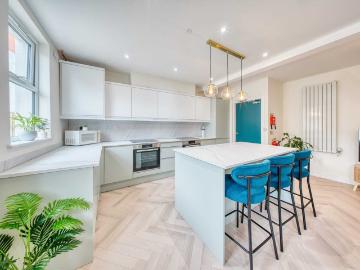 house for rent in Benjamin Road