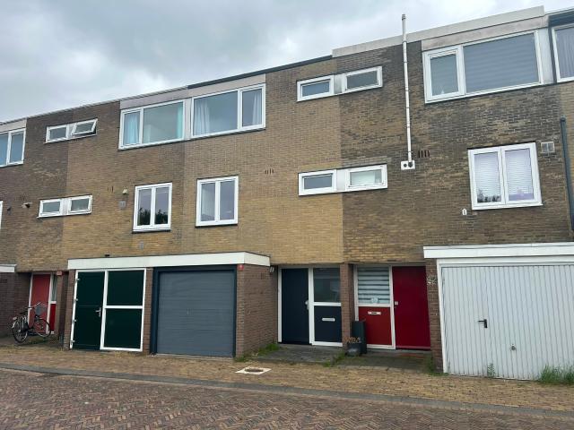 house for rent in Beatrix de Rijkstraat 40 1945PM Beverwijk Bleriotlaan Beverwijk