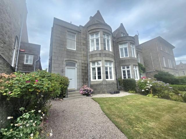 house for rent in Beaconsfield Place, Aberdeen AB15 4AA