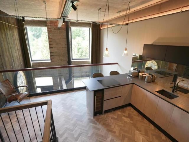house for rent in Beestonley Lane, HX4 9PT