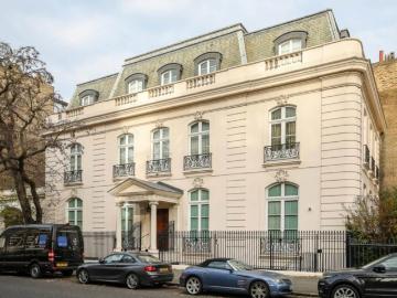 house for rent in Belgrave Square, Belgravia SW1