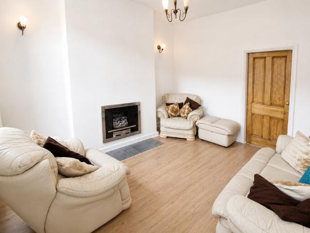house for rent in Birch Street, Ashton Under Lyne, OL7 0NX
