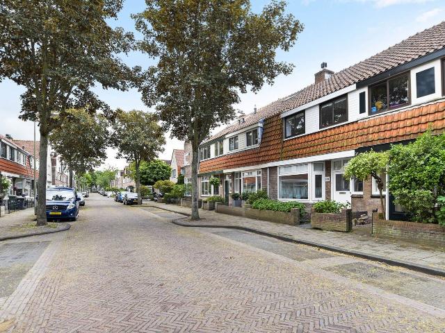house for rent in Borneostraat 32 2103 TR Heemstede Oude Dorp, Indische buurt en omgeving