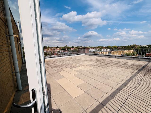 house for rent in Bowes Road, London, London