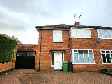 Dudley, West Midlands, Midlands - Garden