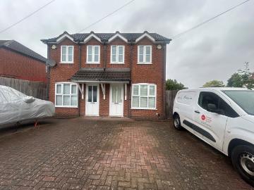 house for rent in Bracebridge Road, Kingsbury. B78 2HP