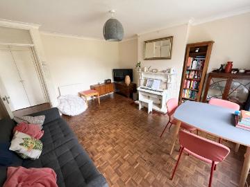 House for rent in Bramley Road, N14 4HX