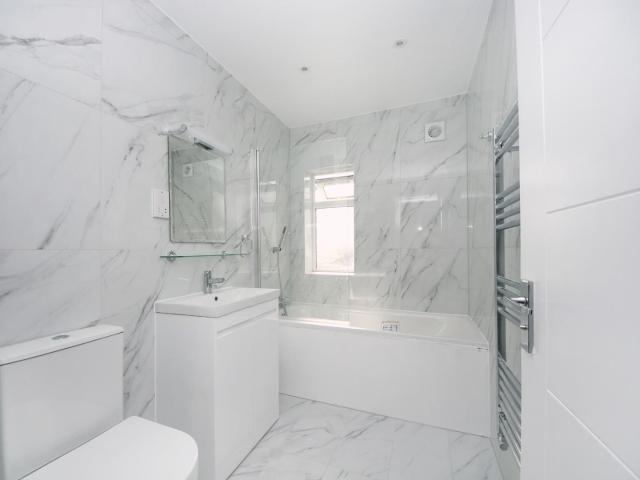 house for rent in Bridgewater Road, HA0