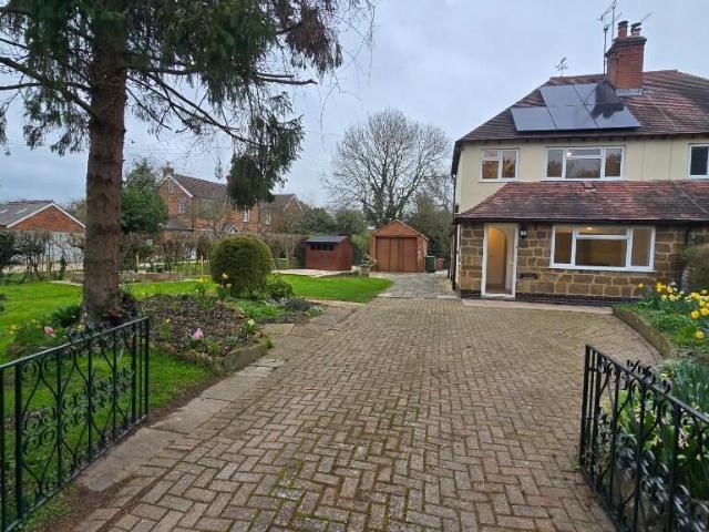 house for rent in Burton Farm Road, CV37 0RW