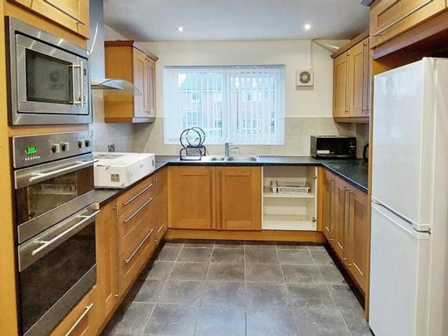 house for rent in Burland Close, Salford