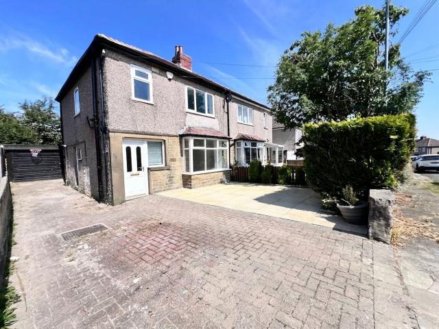 house for rent in Burniston Drive, HD3 3PR