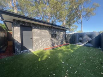 Busby, Leppington, Liverpool, New South Wales, Snapper Island