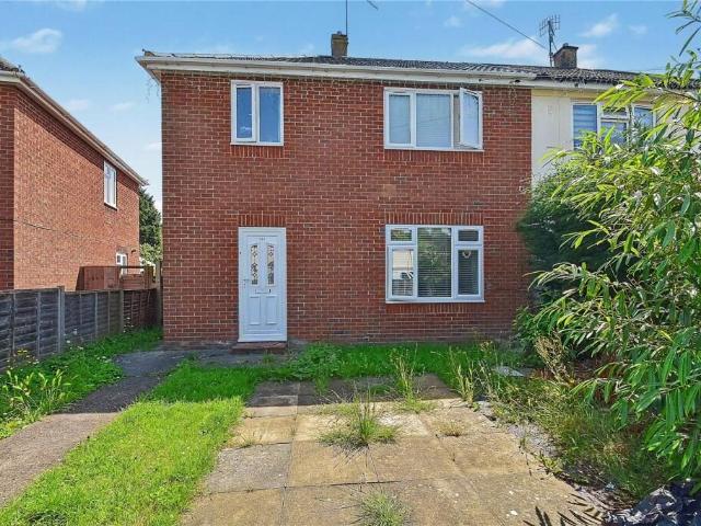 house for rent in Canterbury Road, WR5 1PJ