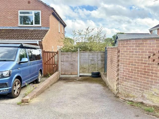 house for rent in Cartref Close, Verwood, Dorset, BH31