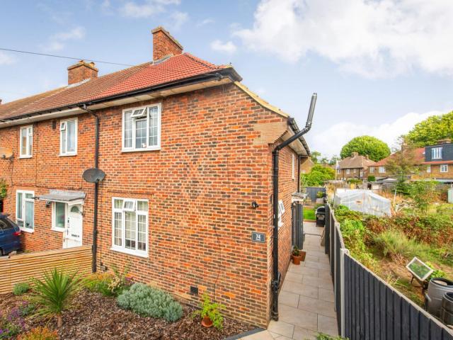 house for rent in Catford, London, SE6 Swallands Road